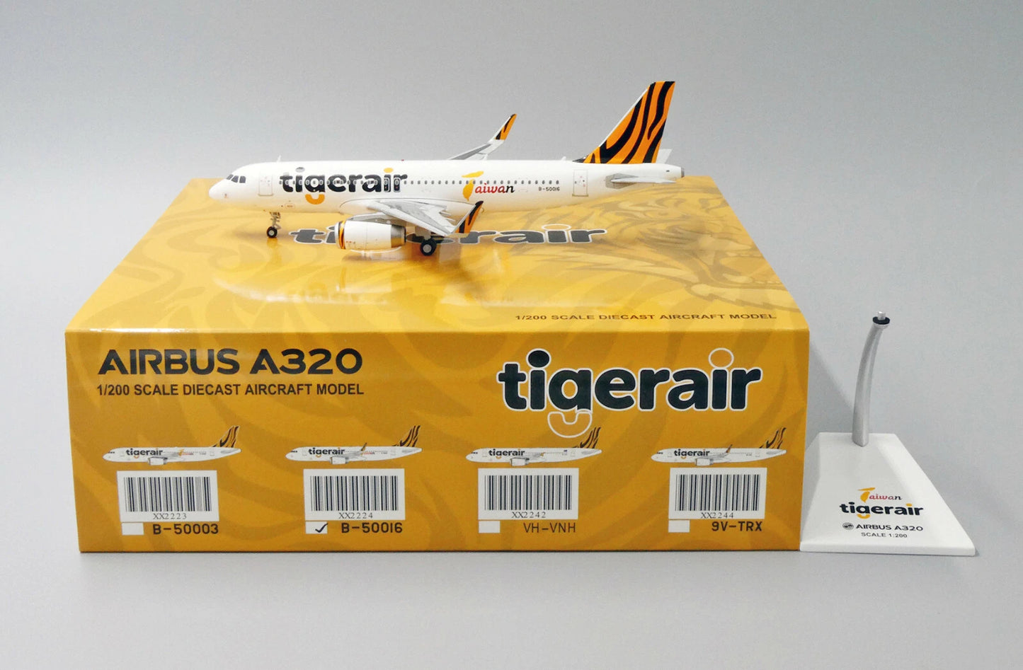JCWINGS TIGERAIR TAIWAN AIRBUS A320 REG: B-50016