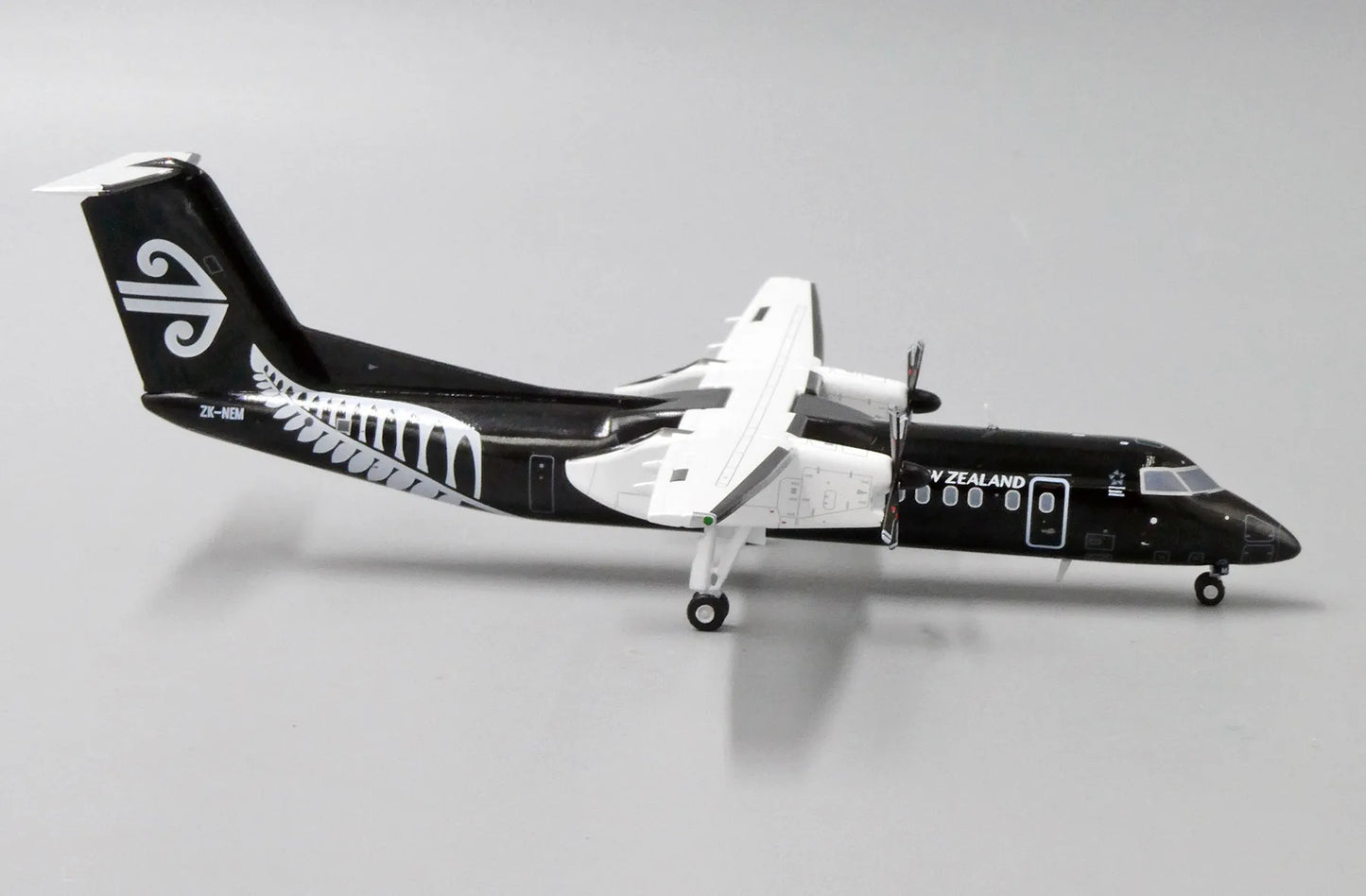 JC WINGS DASH 8-Q300 AIR NEW ZEALAND "ALL BLACKS" REG: ZK-NEM