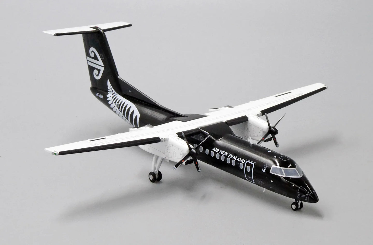 JC WINGS DASH 8-Q300 AIR NEW ZEALAND "ALL BLACKS" REG: ZK-NEM