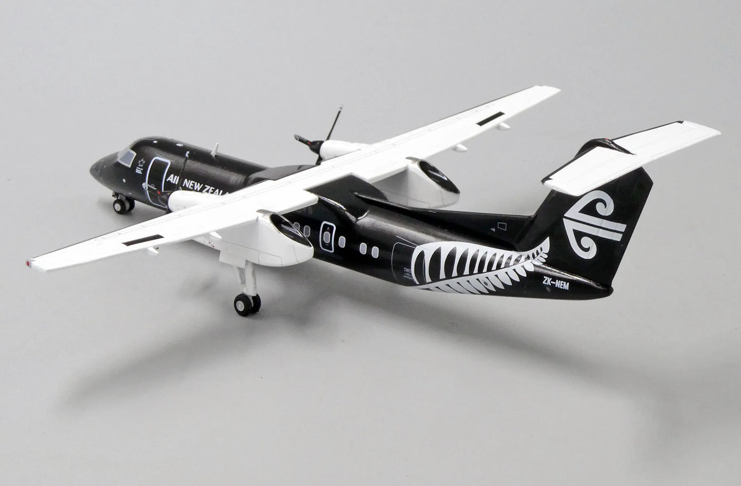JC WINGS DASH 8-Q300 AIR NEW ZEALAND "ALL BLACKS" REG: ZK-NEM