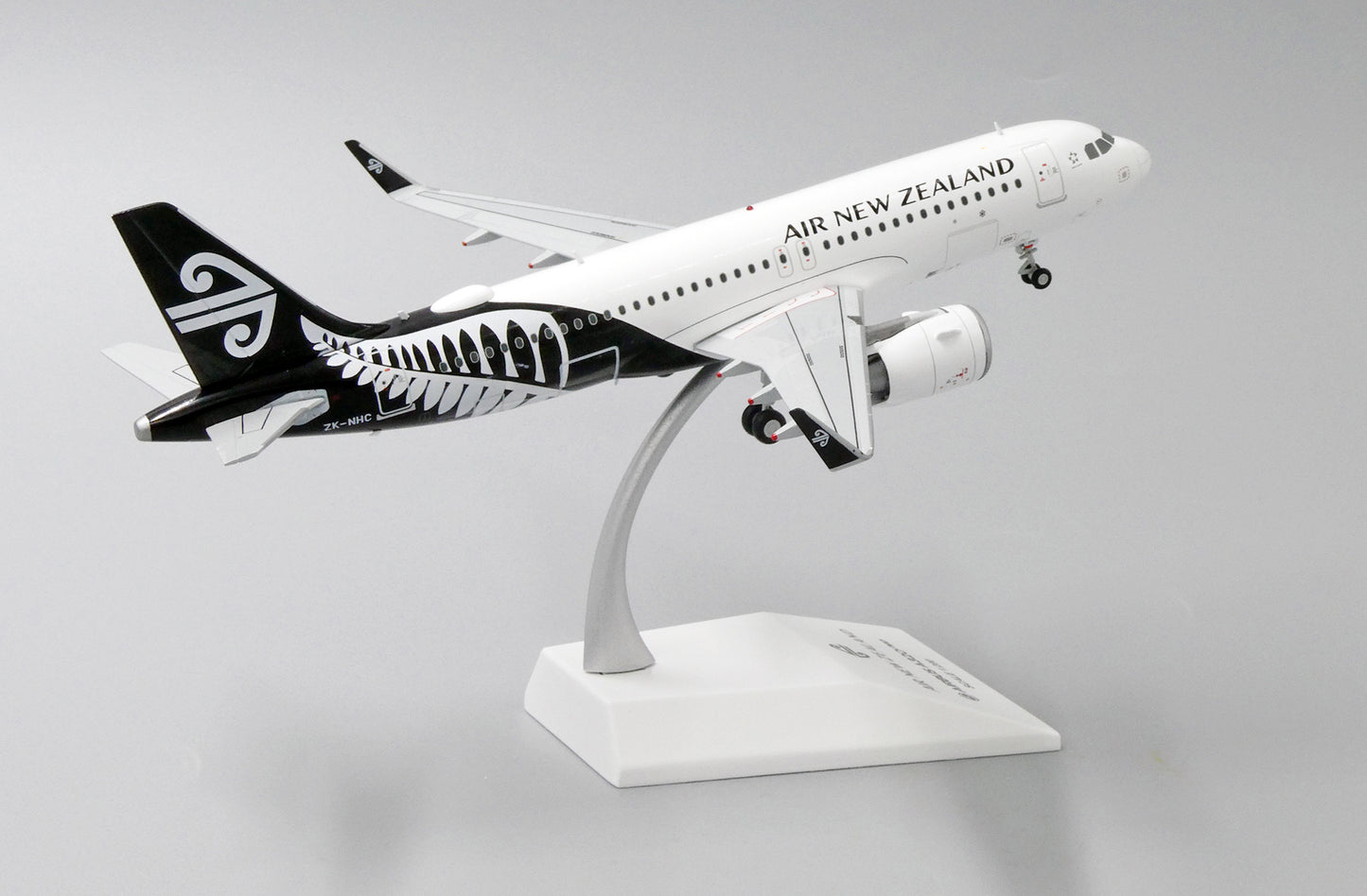 JC WINGS A320NEO AIR NEW ZEALAND REG: ZK-NHC