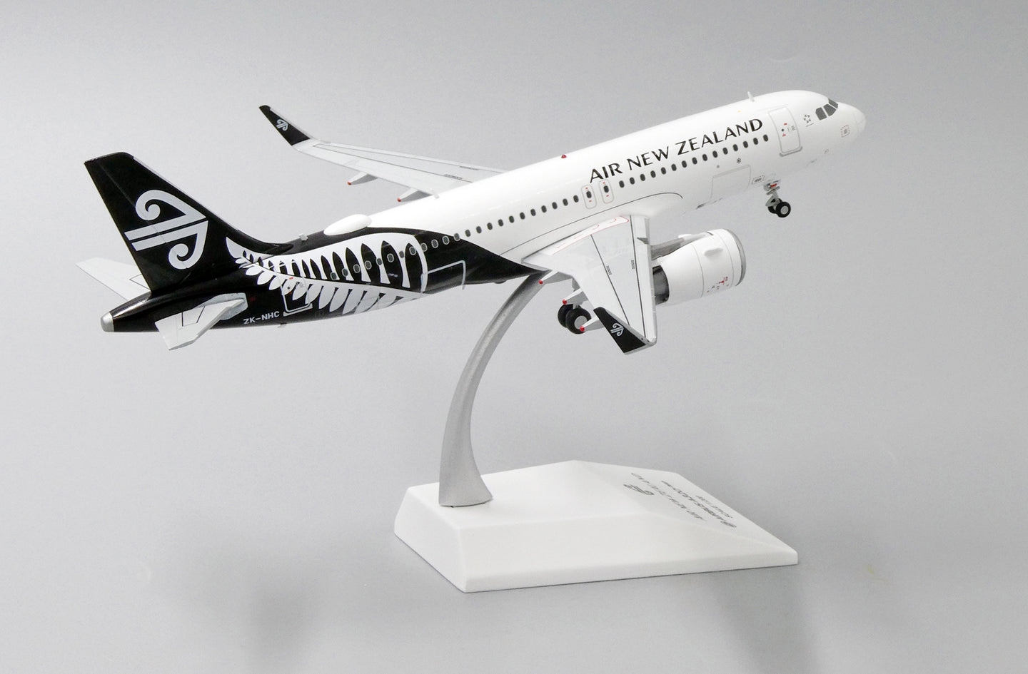 JC WINGS A320NEO AIR NEW ZEALAND REG: ZK-NHC