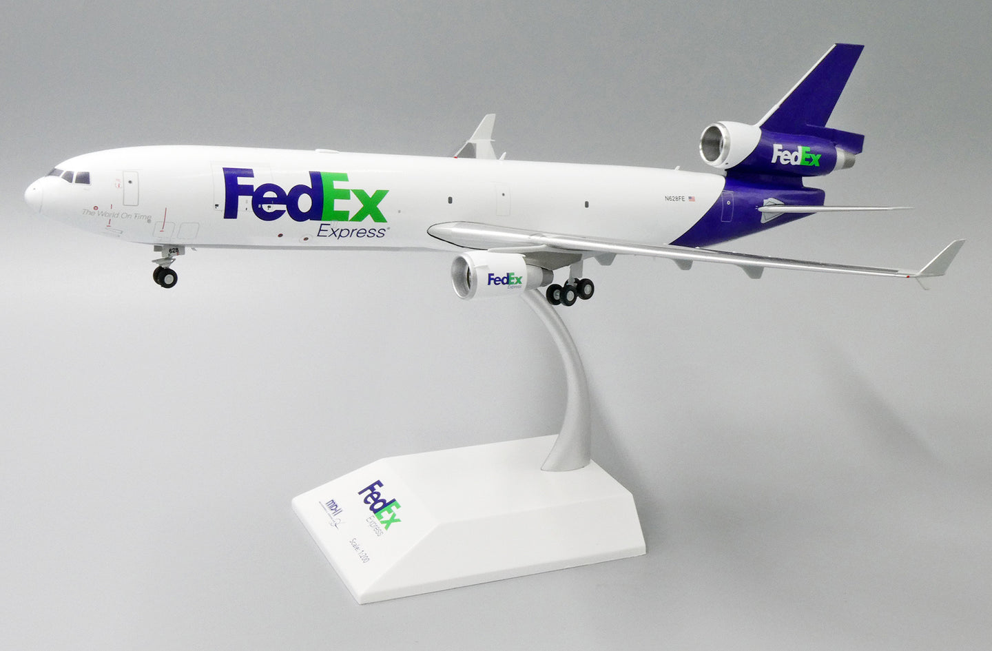 JCWINGS MD-11F FEDEX FANTASY LIVERY REG: N628FE
