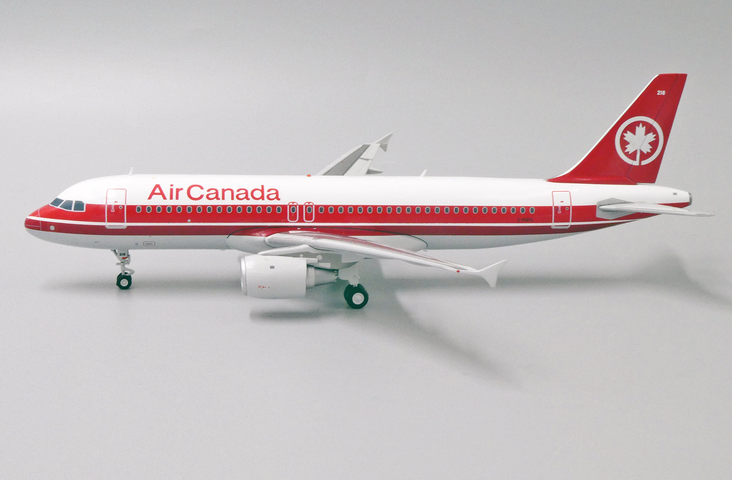 JC WINGS A320 AIR CANADA REG: C-FGYL