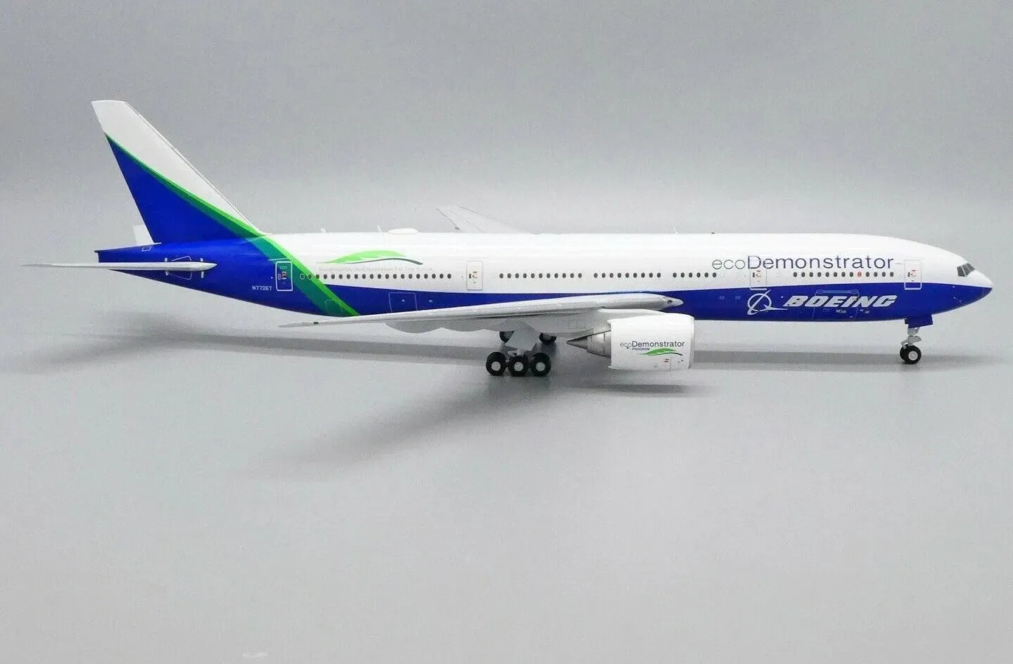 JCWINGS BOEING COMPANY B777-200 REG: N772ET