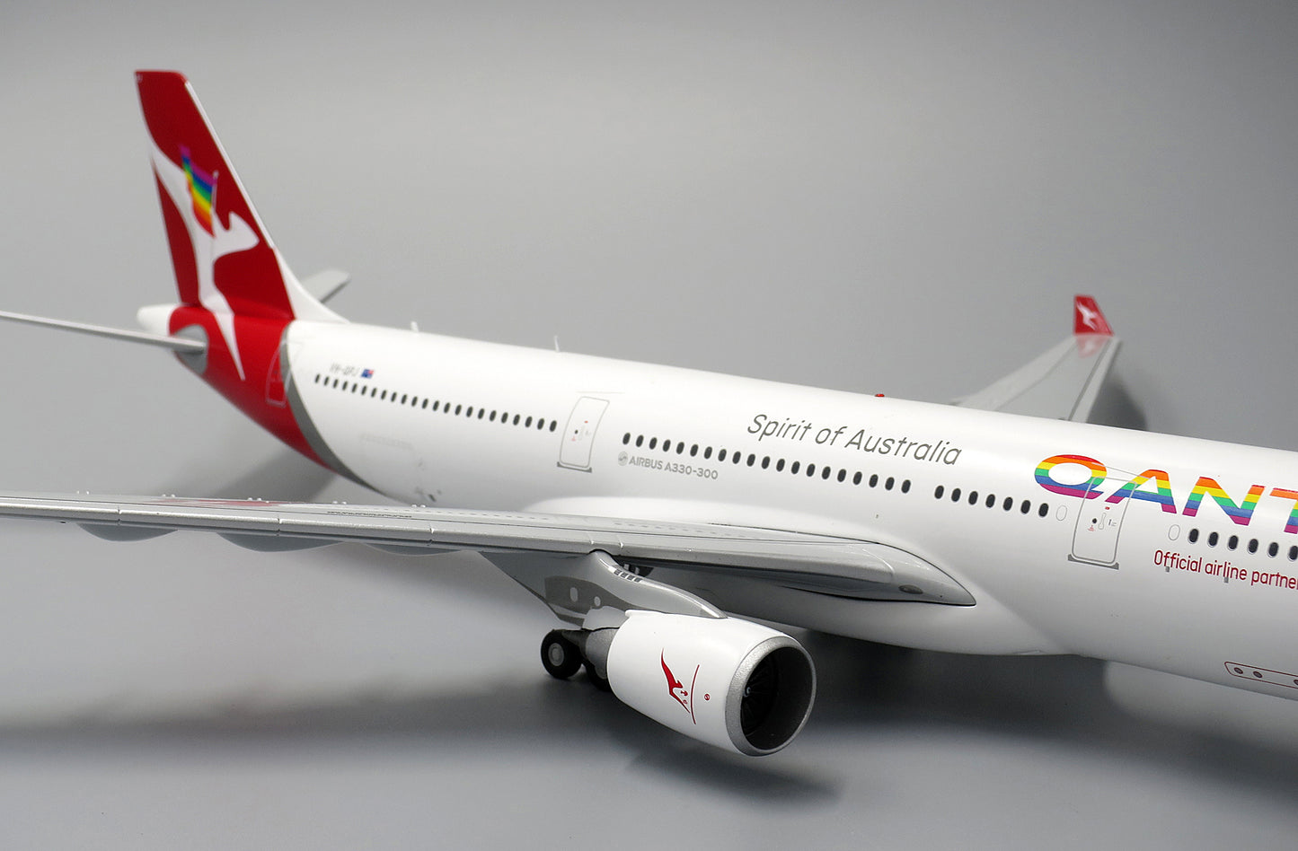 JC WINGS A330-300 QANTAS "RAINBOW ROO" REG: VH-QPJ