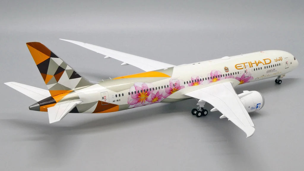 JC WINGS B787-9 ETIHAD AIRWAYS CHOOSE JAPAN LIVERY REG: A6-BLK