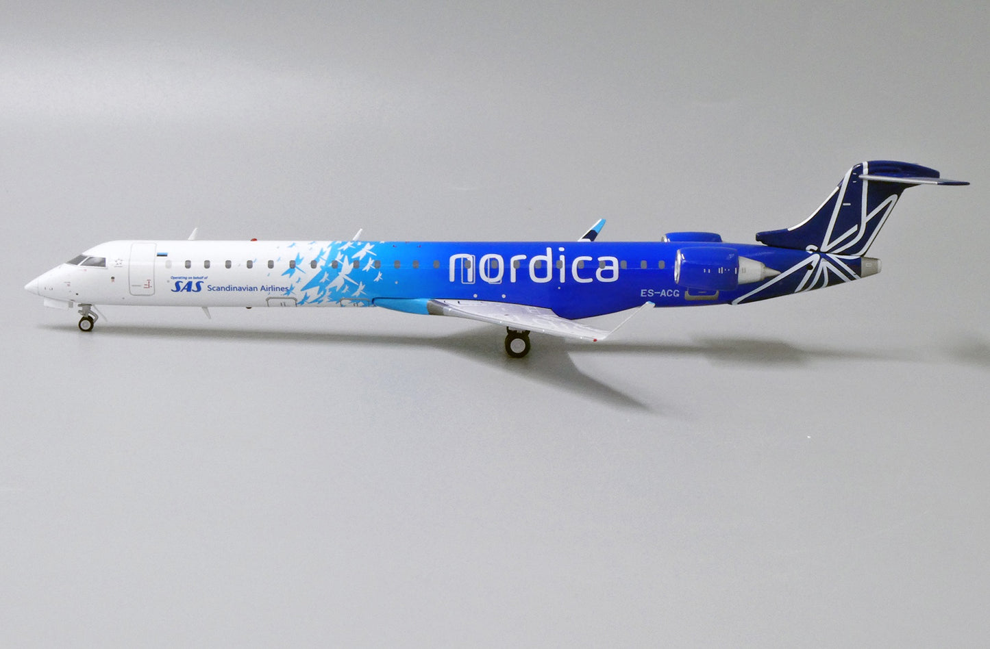 JC WINGS CRJ-900 SCANDINAVIAN AIRLINES (SAS) "NORDICA LIVERY" REG: ES-ACG