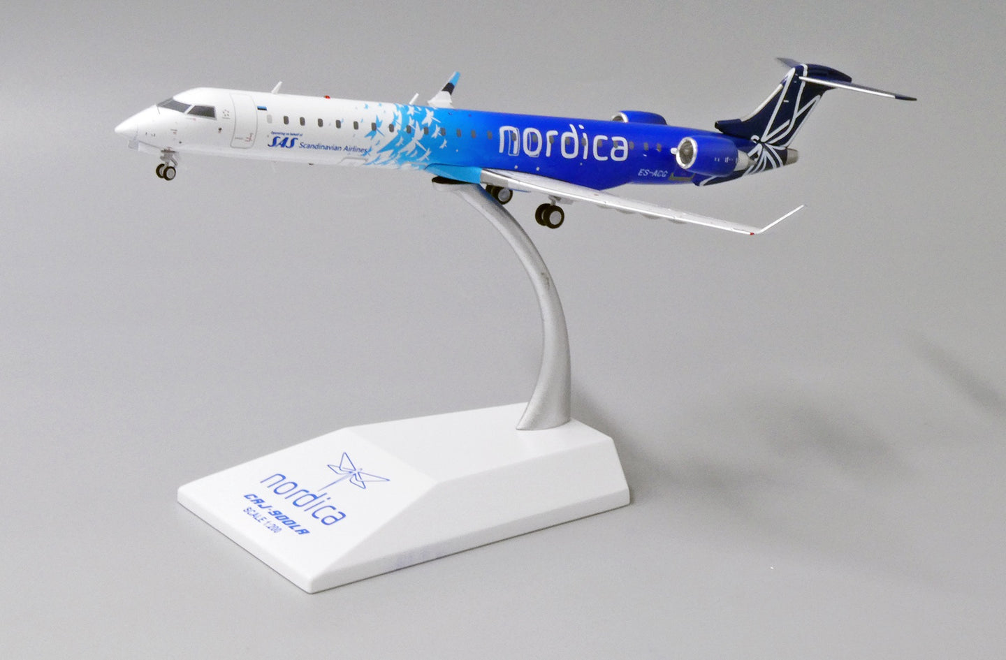 JC WINGS CRJ-900 SCANDINAVIAN AIRLINES (SAS) "NORDICA LIVERY" REG: ES-ACG