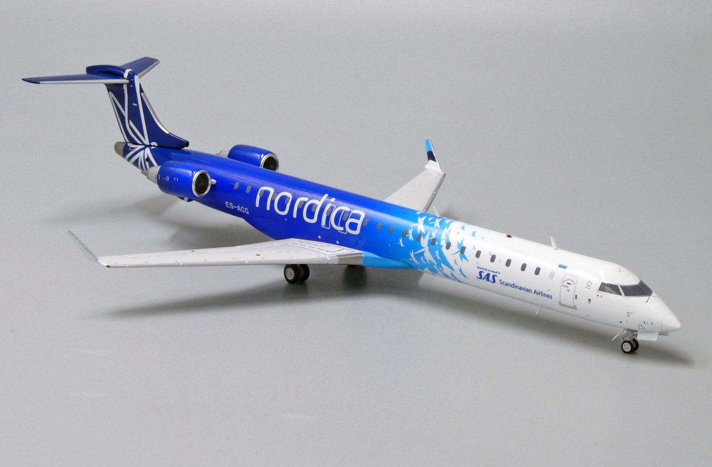 JC WINGS CRJ-900 SCANDINAVIAN AIRLINES (SAS) "NORDICA LIVERY" REG: ES-ACG