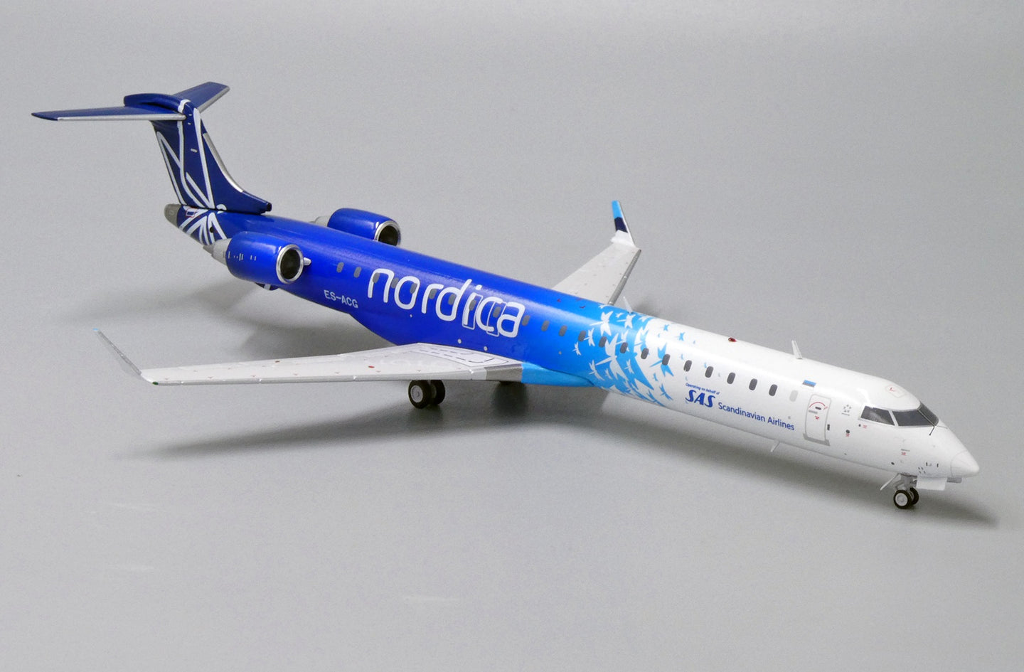 JC WINGS CRJ-900 SCANDINAVIAN AIRLINES (SAS) "NORDICA LIVERY" REG: ES-ACG