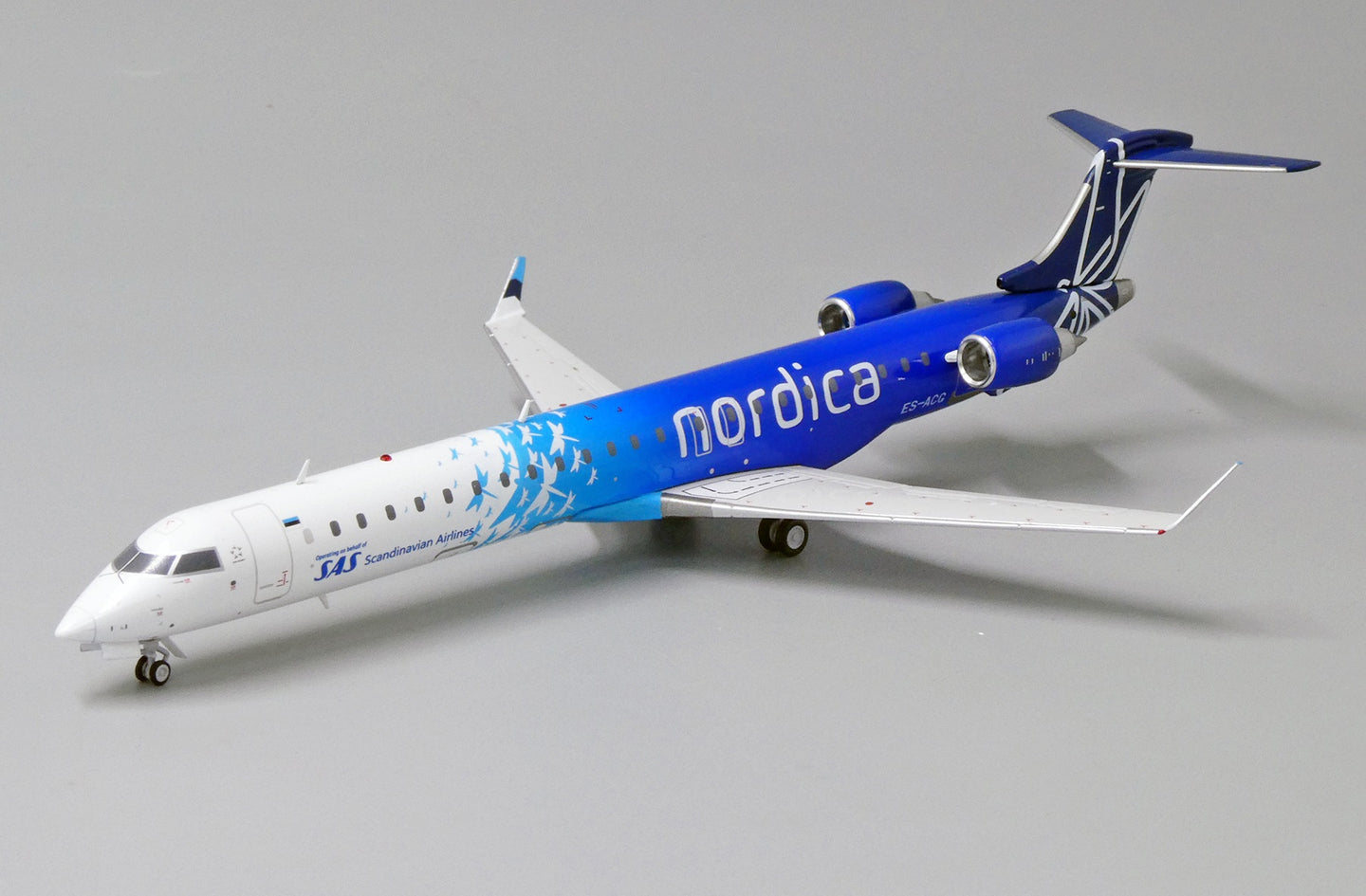 JC WINGS CRJ-900 SCANDINAVIAN AIRLINES (SAS) "NORDICA LIVERY" REG: ES-ACG