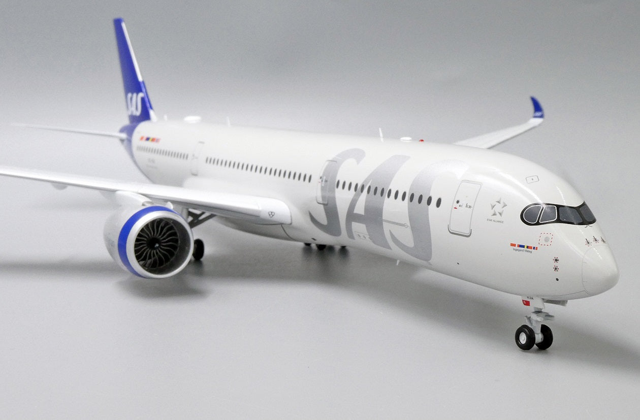 JC WINGS A350-900 SCANDINAVIAN AIRLINES (FLAPS DOWN) REG: SE-RSA