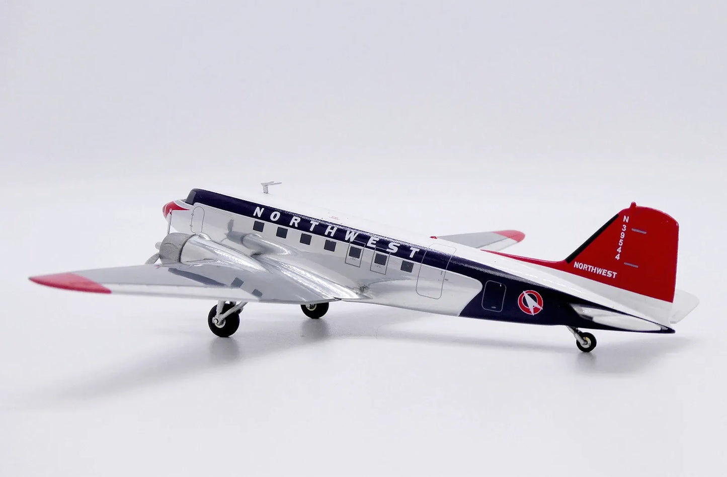 JC WINGS DC-3 NORTHWEST AIRLINES POLISHED REG: N39544