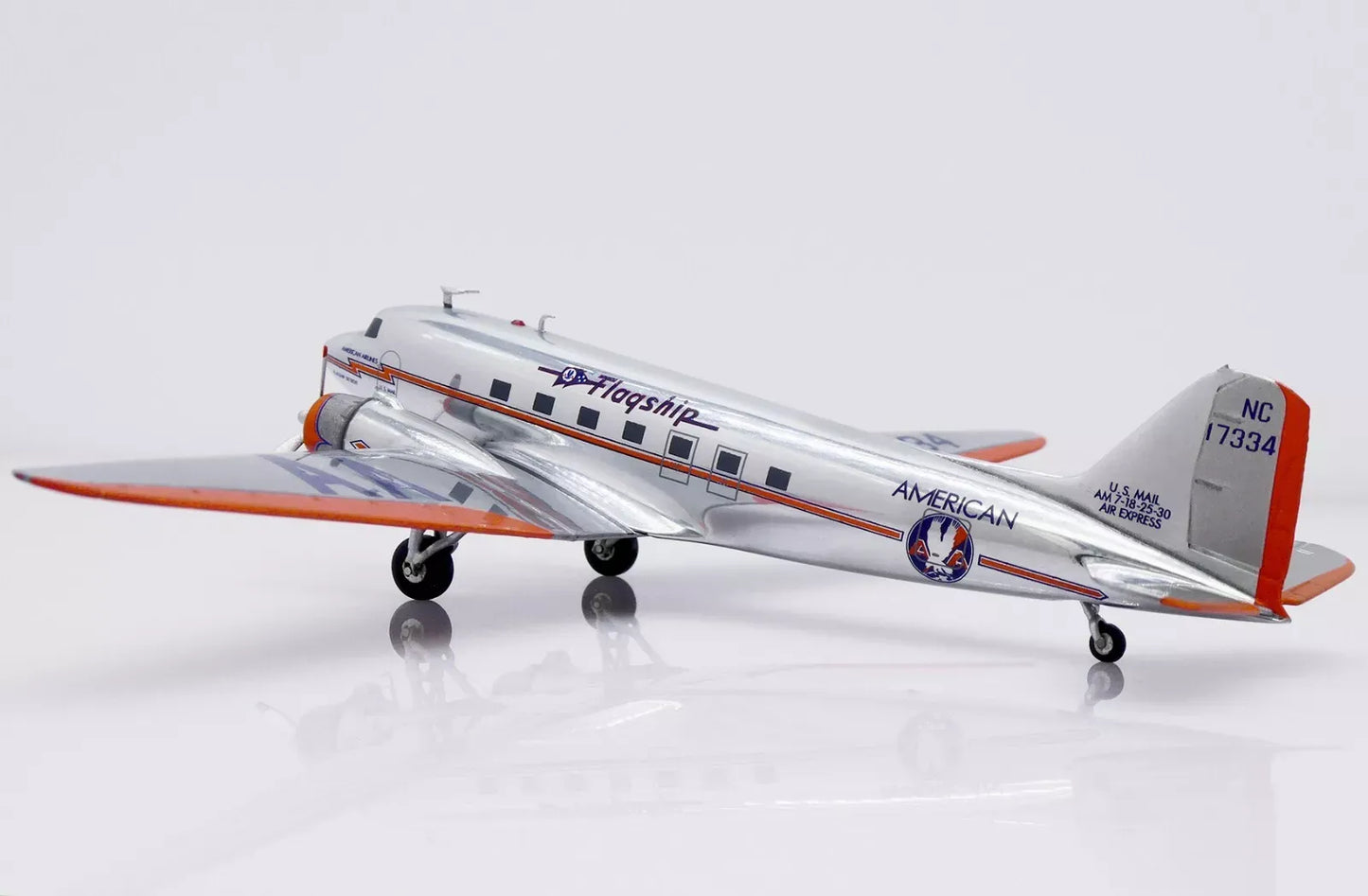JC WINGS DC-3 AMERICAN AIRLINES "FLAGSHIP DETROIT" (POLISHED) REG: NC17334