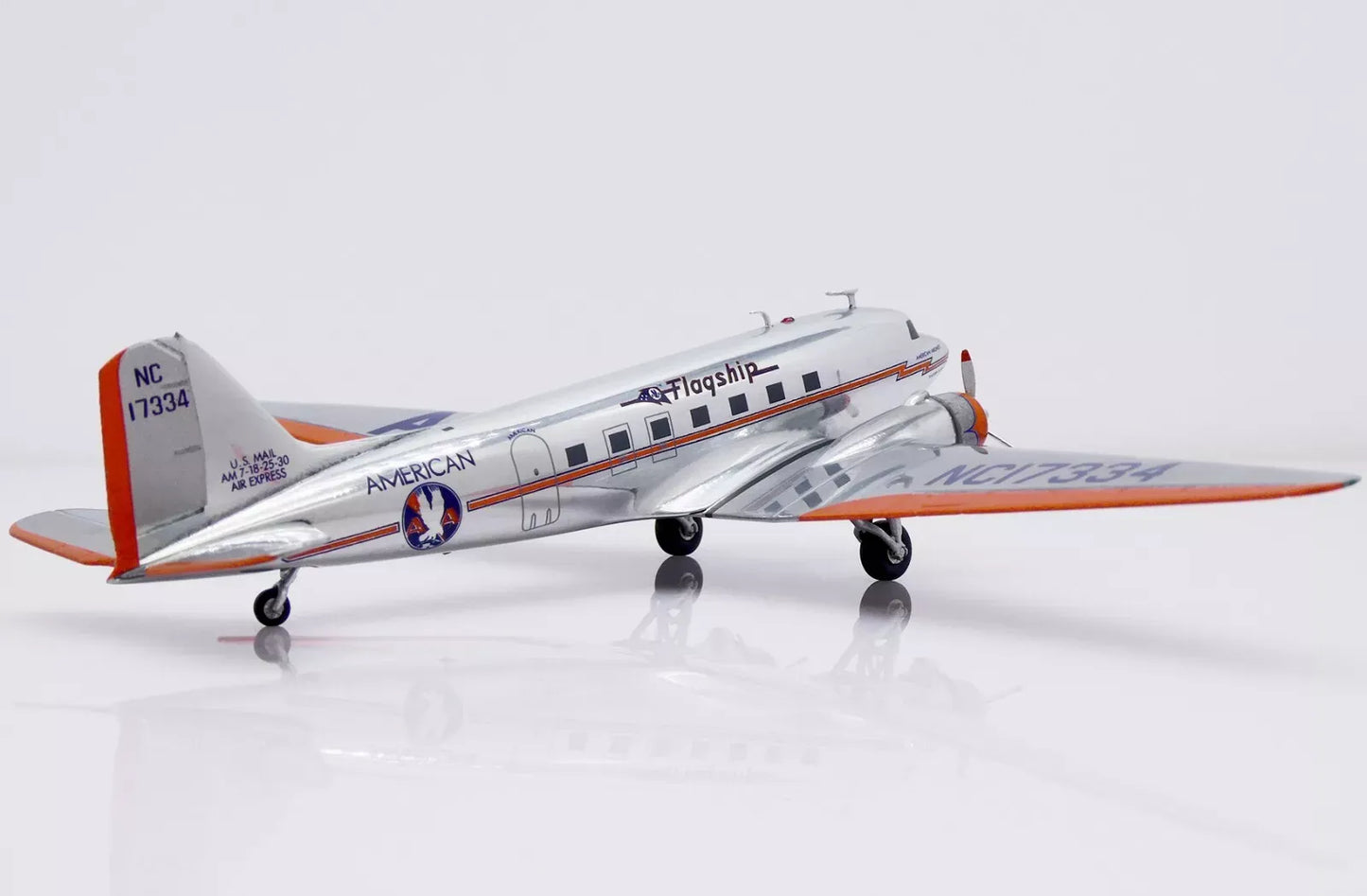 JC WINGS DC-3 AMERICAN AIRLINES "FLAGSHIP DETROIT" (POLISHED) REG: NC17334