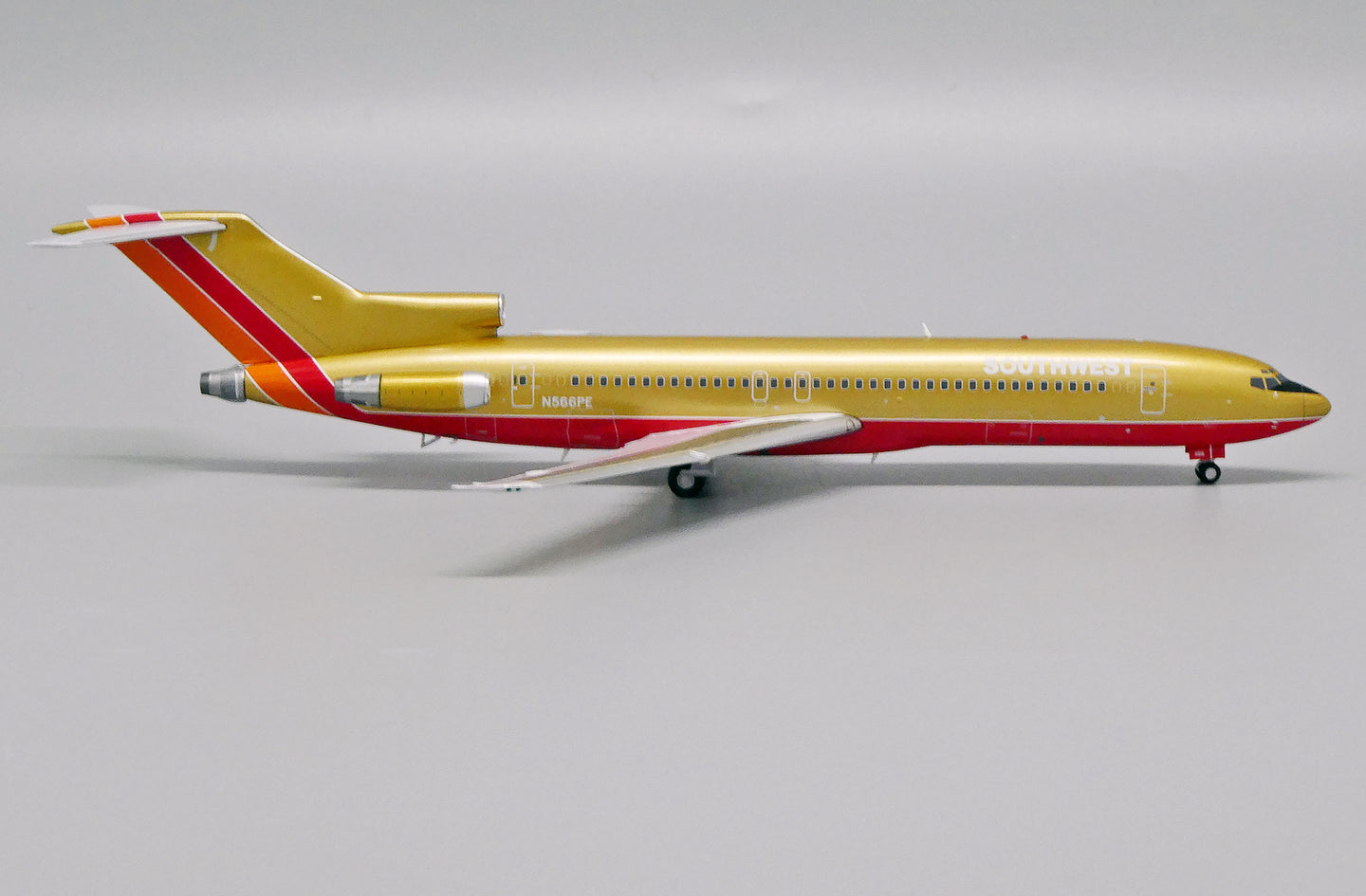 JCWINGS B727-200 SOUTHWEST AIRLINES "DESERT GOLD" REG: N566PE