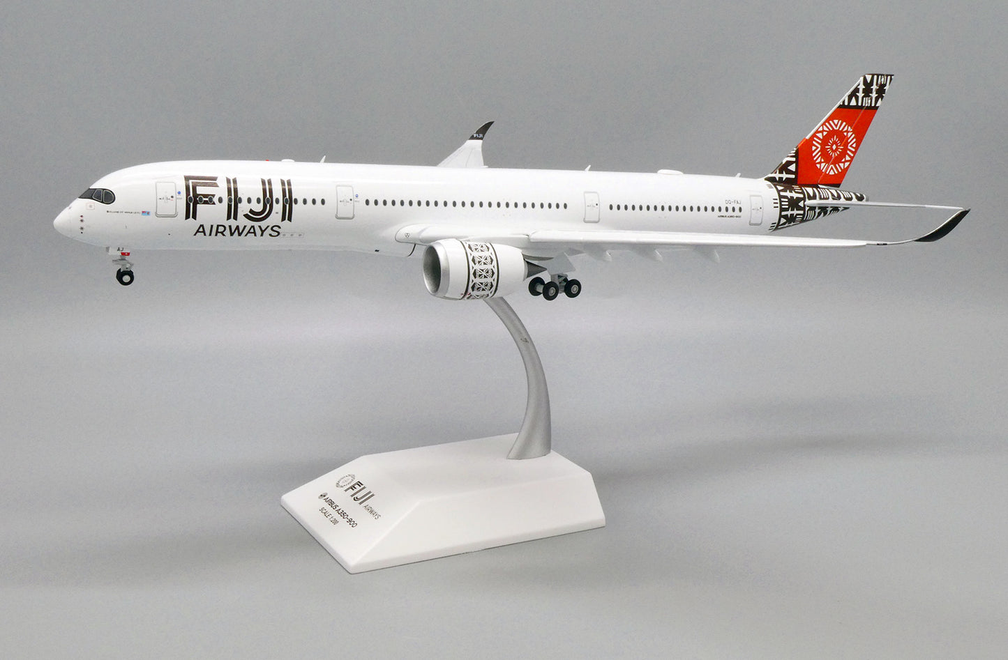 JC WINGS A350-900XWB FIJI AIRWAYS (FLAPS DOWN) REG: DQ-FAJ