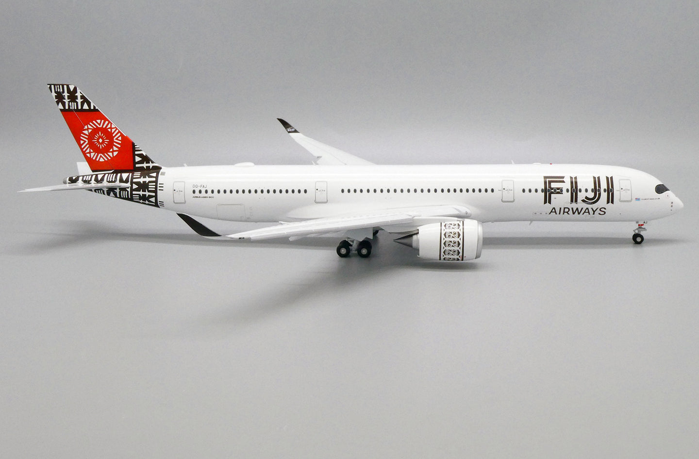 JC WINGS A350-900XWB FIJI AIRWAYS (FLAPS DOWN) REG: DQ-FAJ