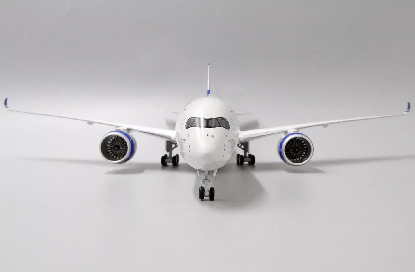 JC WINGS A350-900XWB SAS SCANDINAVIAN AIRLINES REG: SE-RSC