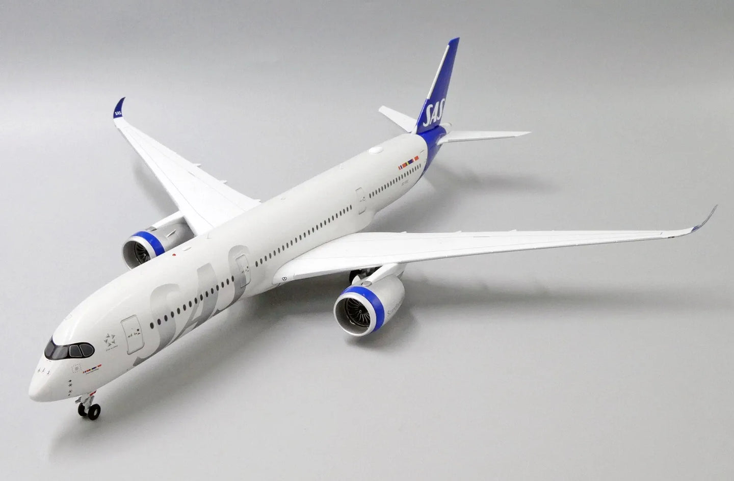 JC WINGS A350-900XWB SAS SCANDINAVIAN AIRLINES REG: SE-RSC