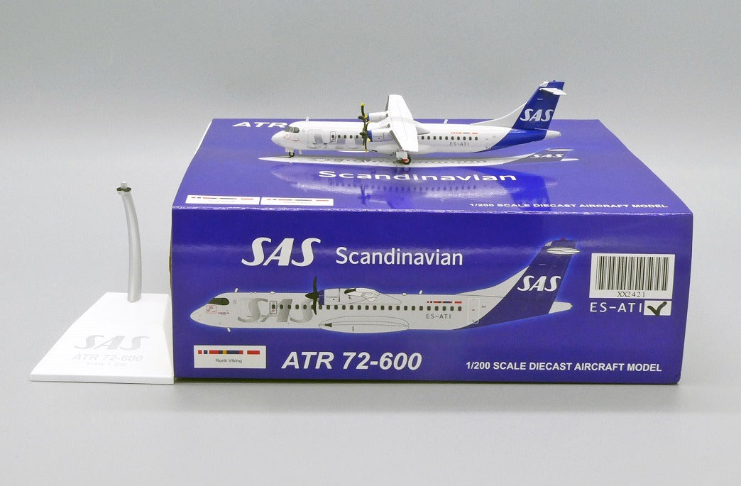 JCWINGS SCANDINAVIAN AIRLINES ATR72-600 REG: ES-ATI