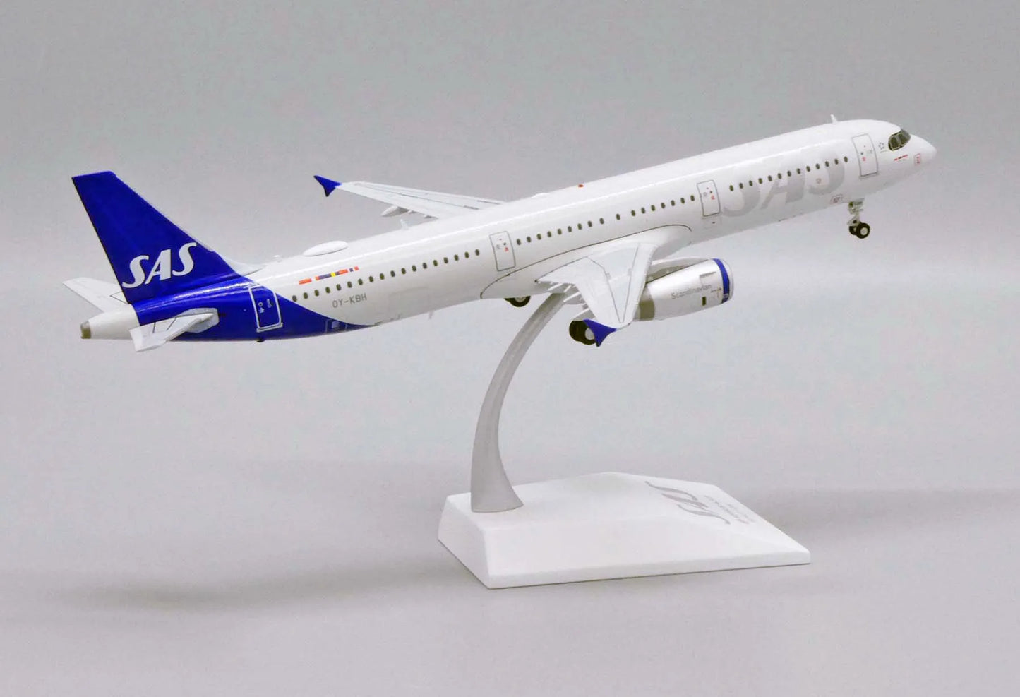 JCWINGS A321 SCANDINAVIAN AIRLINES REG: OY-KBH