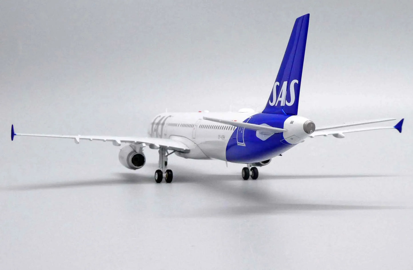 JCWINGS A321 SCANDINAVIAN AIRLINES REG: OY-KBH