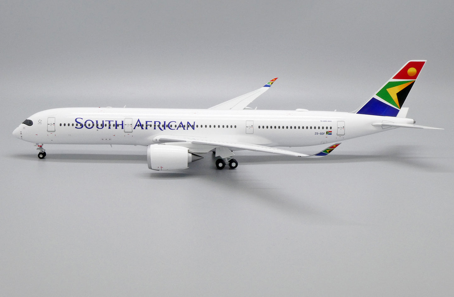 JC WINGS A350-900XWB SOUTH AFRICAN AIRWAYS REG: ZS-SDF