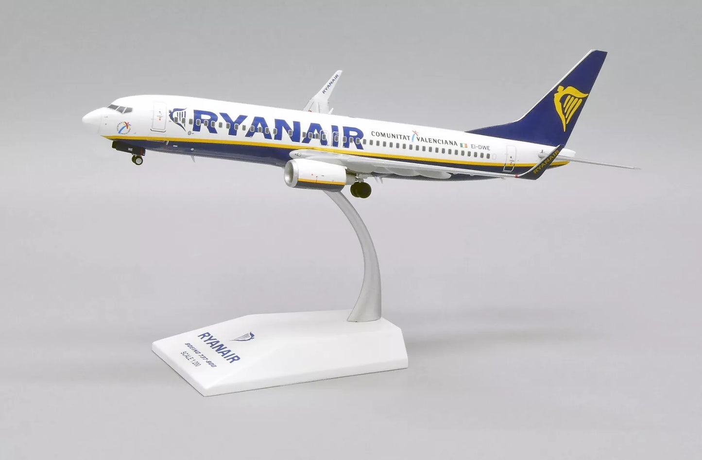 JCWINGS B737-800 RYANAIR "COMUNITAT VALENCIANA" REG: EI-DWE