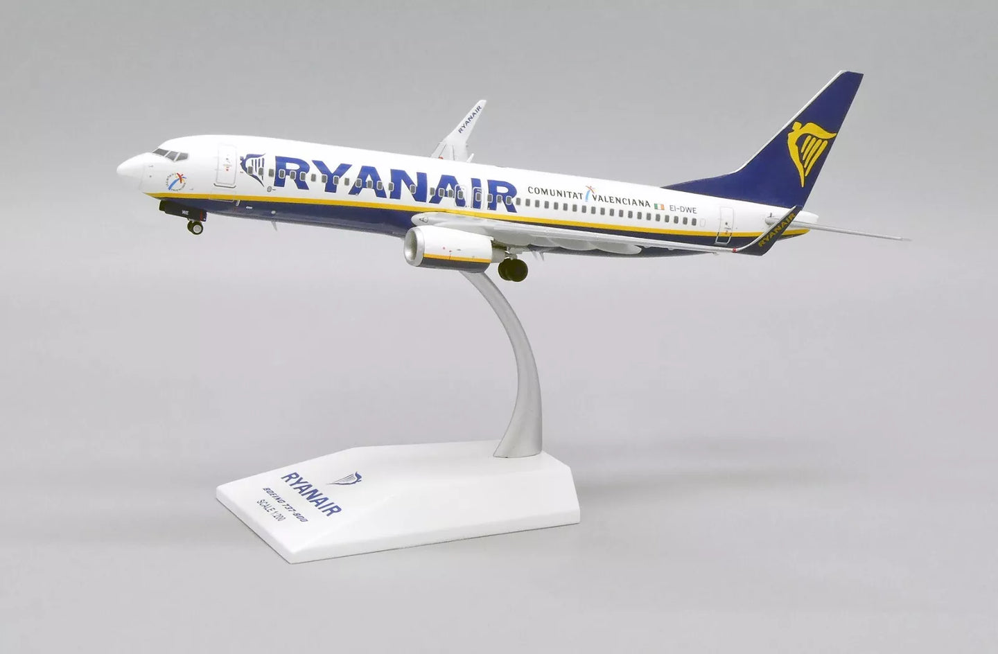 JCWINGS B737-800 RYANAIR "COMUNITAT VALENCIANA" REG: EI-DWE