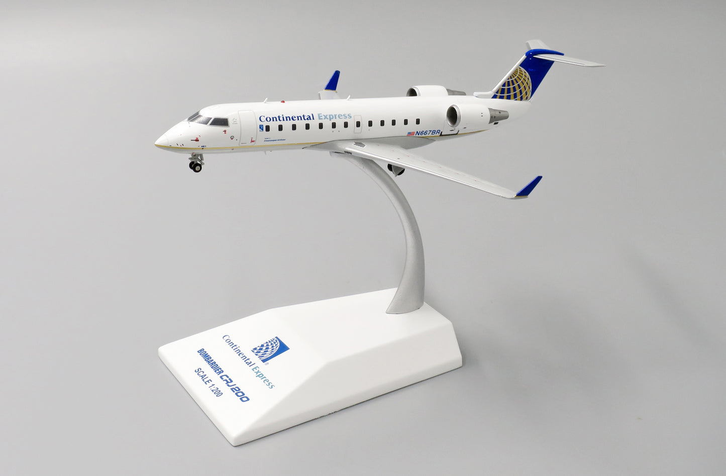 JC WINGS CRJ-200ER CONTINENTAL EXPRESS / CHAUTAUQUA AIRLINES REG: N667BR