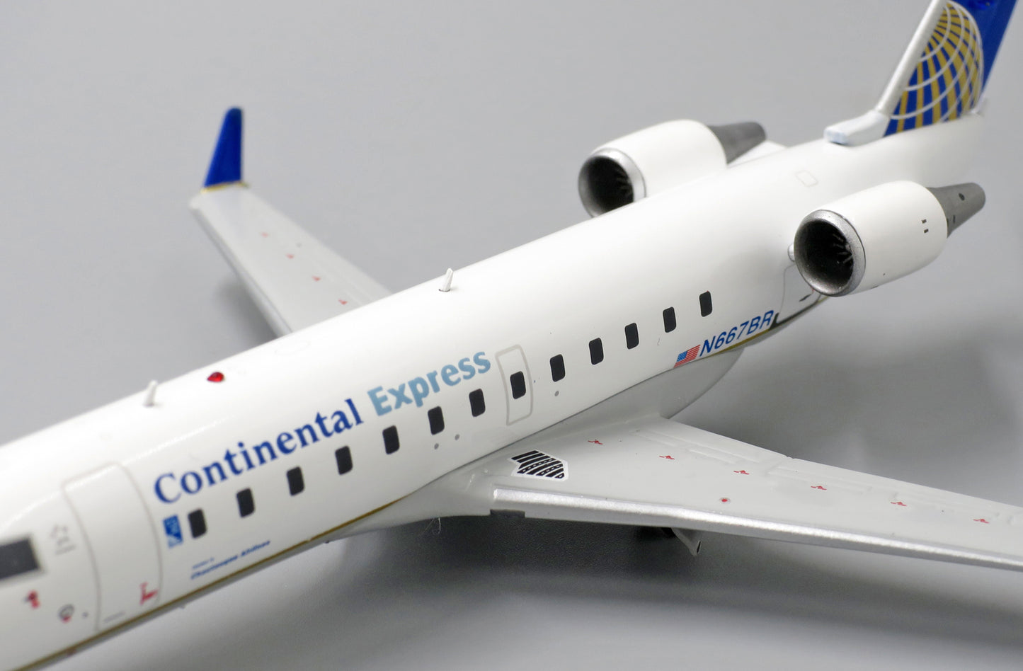 JC WINGS CRJ-200ER CONTINENTAL EXPRESS / CHAUTAUQUA AIRLINES REG: N667BR