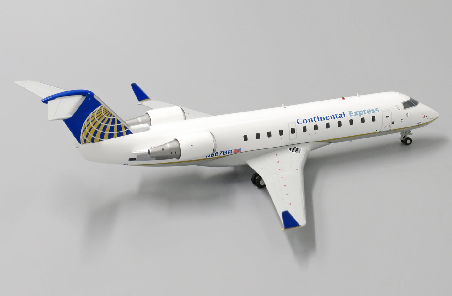 JC WINGS CRJ-200ER CONTINENTAL EXPRESS / CHAUTAUQUA AIRLINES REG: N667BR
