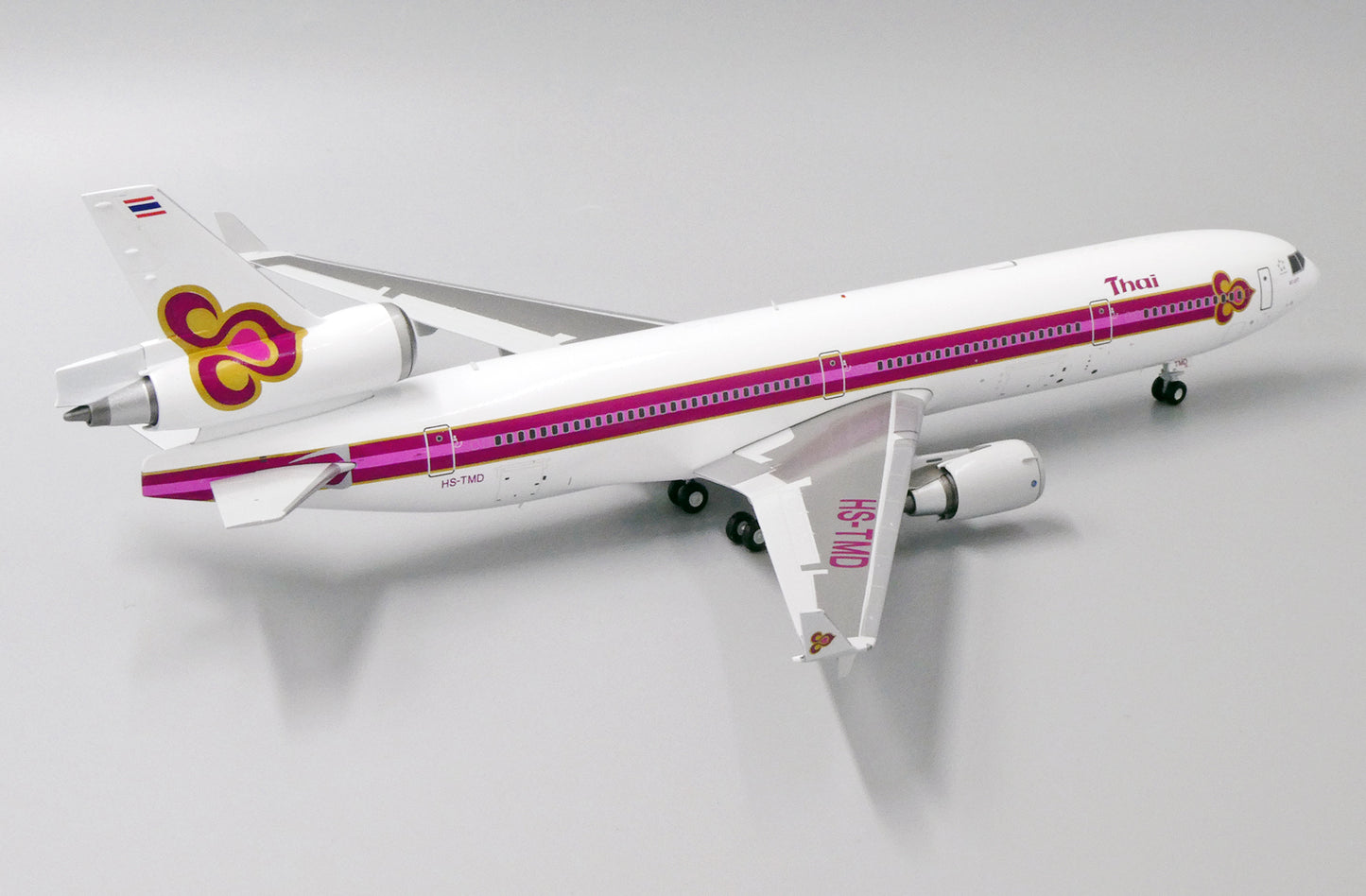 JC WINGS MD-11 THAI AIRWAYS "OLD COLOURS" REG: HS-TMD