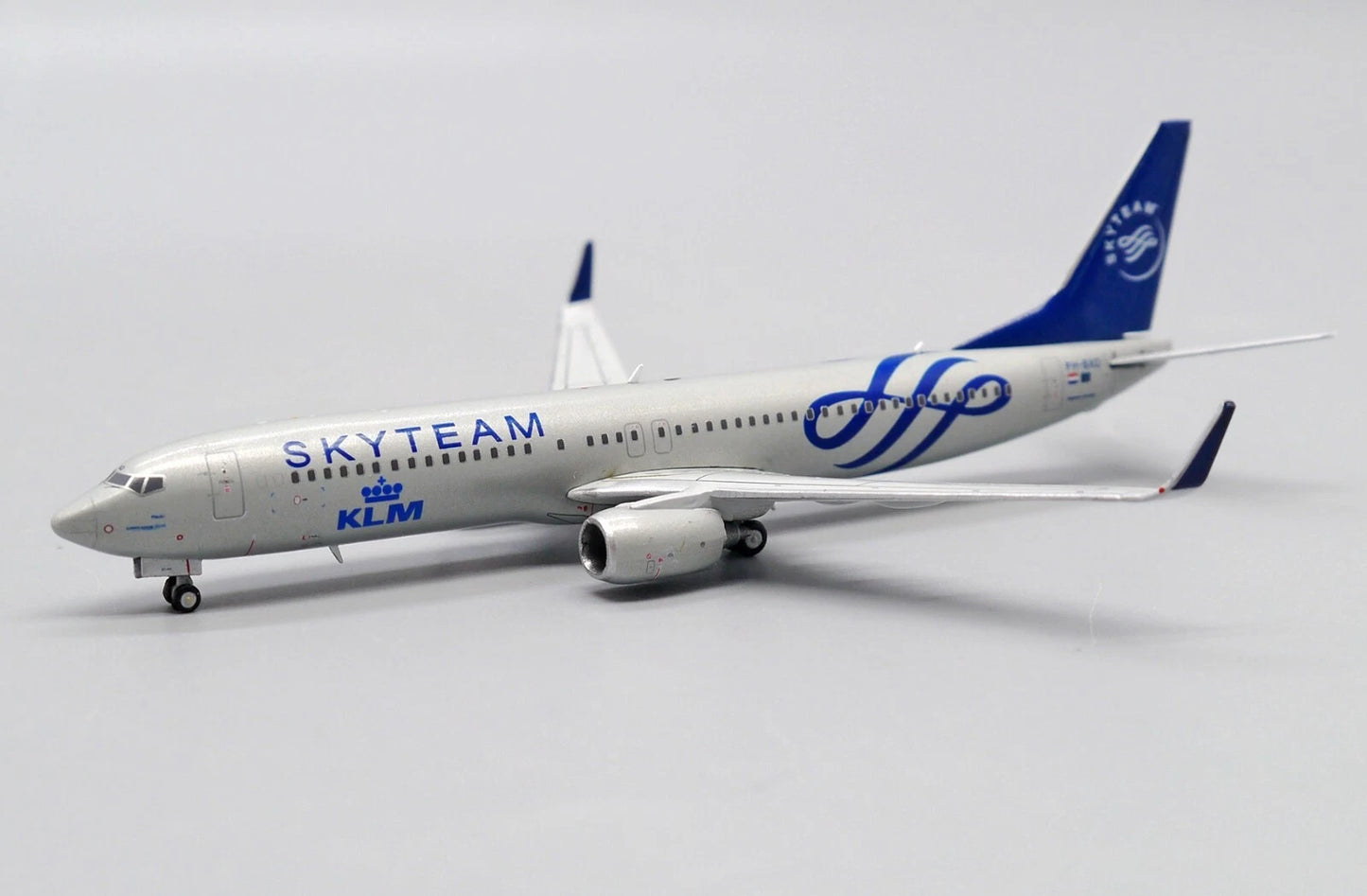 JC WINGS B737-900 ROYAL DUTCH AIRLINES (KLM) REG: PH-BXO