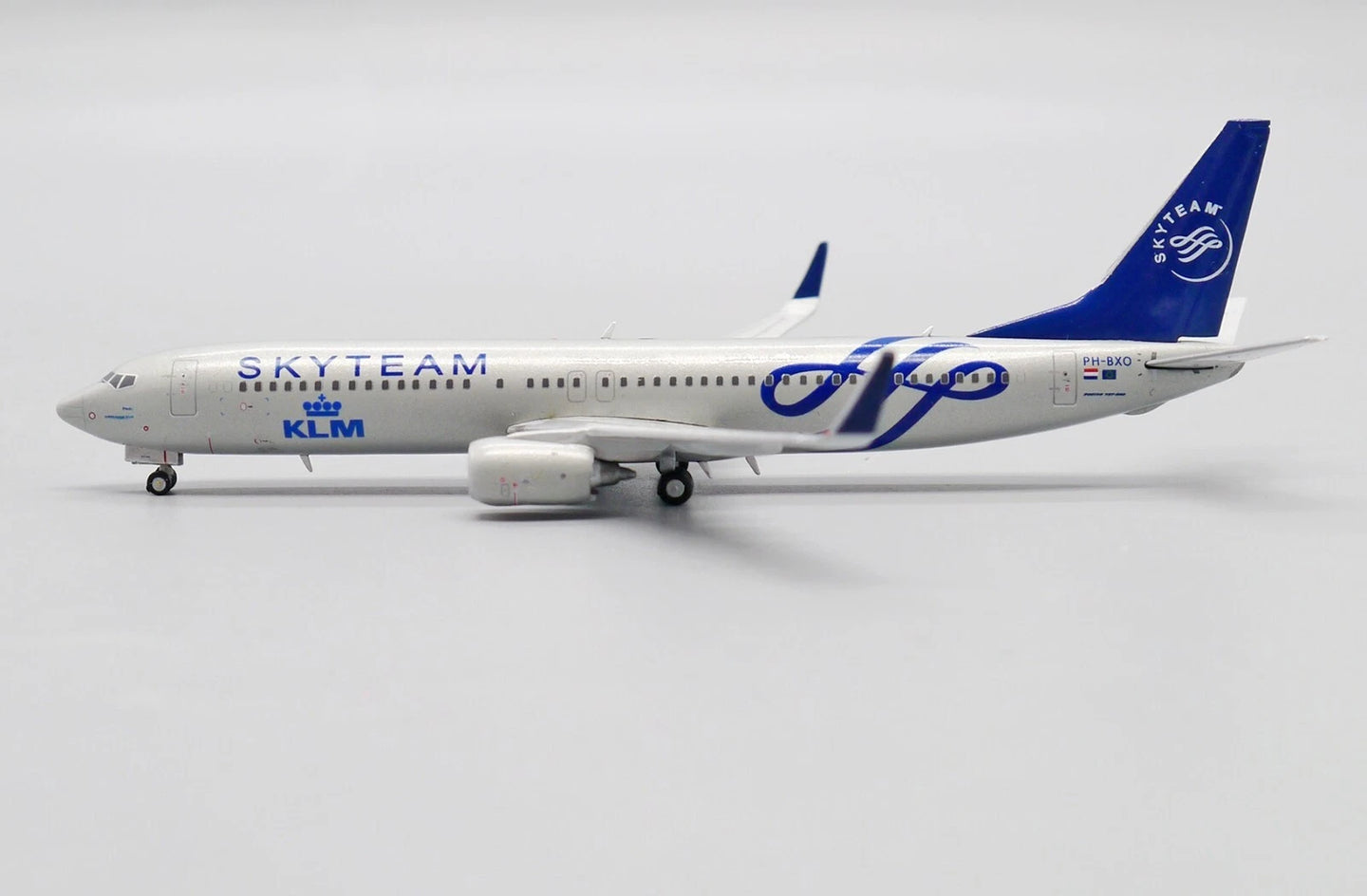 JC WINGS B737-900 ROYAL DUTCH AIRLINES (KLM) REG: PH-BXO