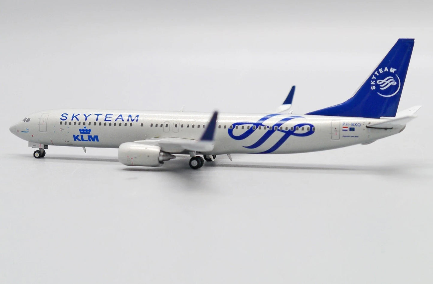 JC WINGS B737-900 ROYAL DUTCH AIRLINES (KLM) REG: PH-BXO