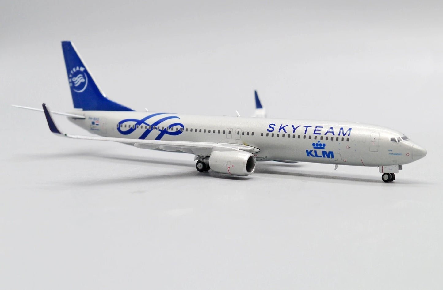 JC WINGS B737-900 ROYAL DUTCH AIRLINES (KLM) REG: PH-BXO