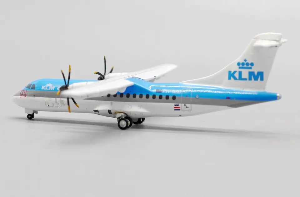 JC WINGS ATR42-300 KLM EXEL REG: PH-XLD