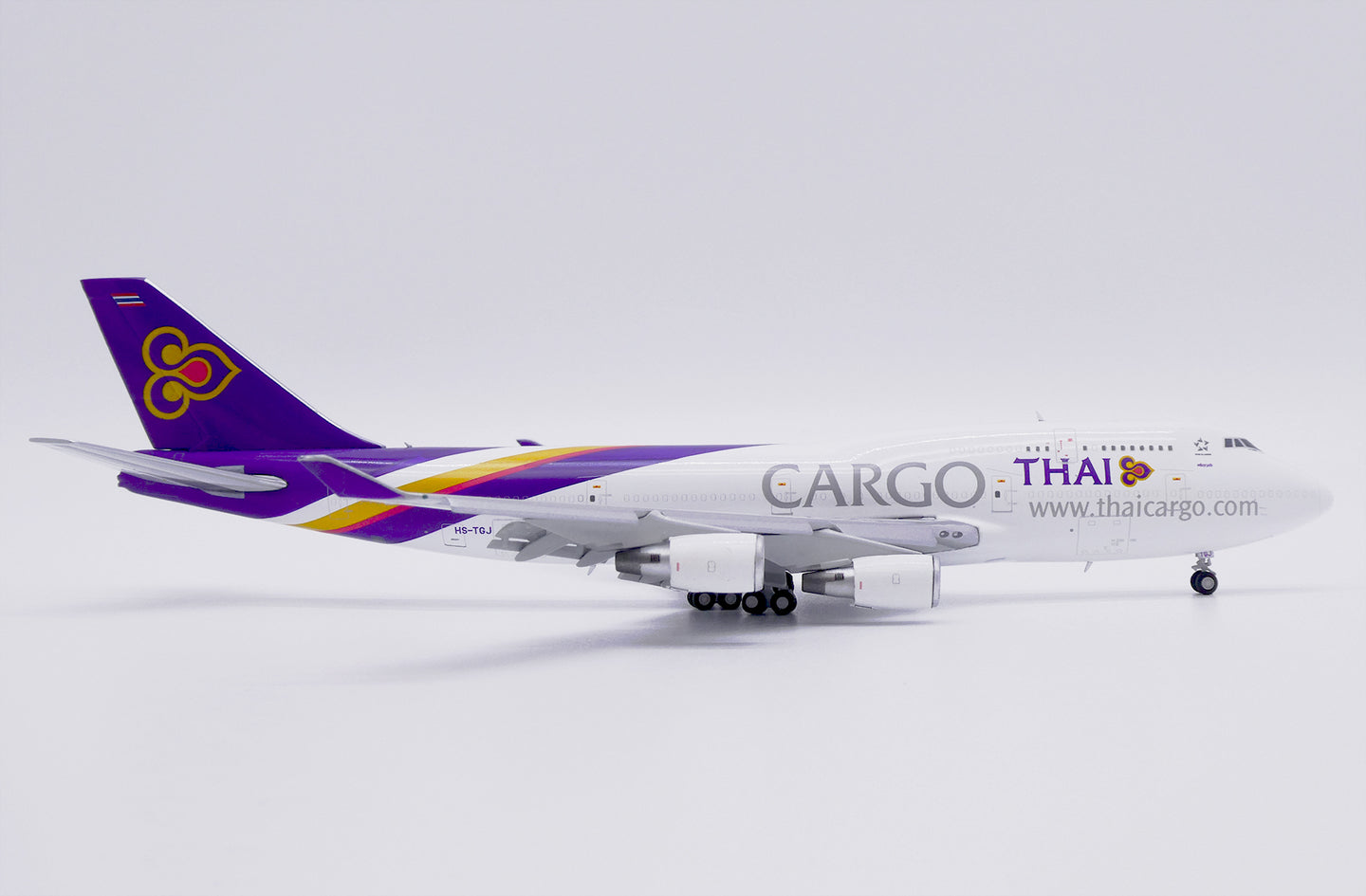 JC WINGS B747-400(BCF) THAI CARGO REG: HS-TGJ