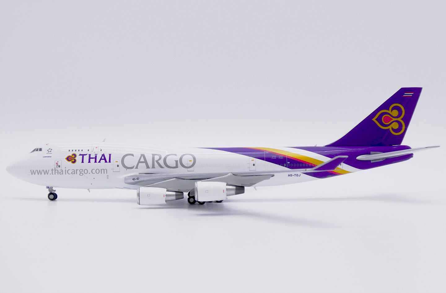 JC WINGS B747-400(BCF) THAI CARGO REG: HS-TGJ