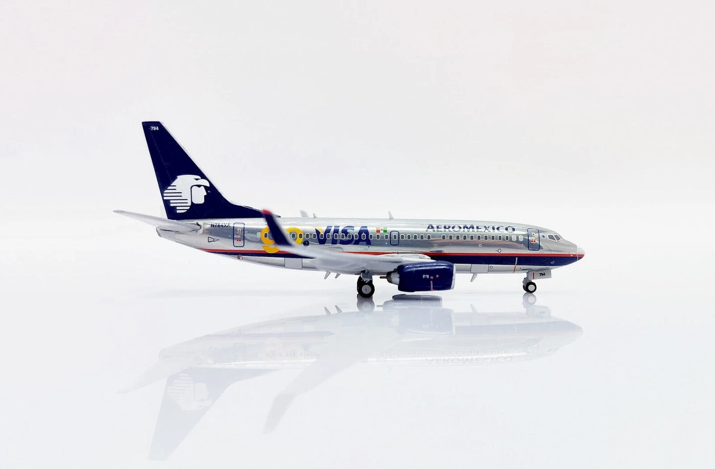 JC WINGS B737-700 AEROMEXICO GO VISA POLISHED REG: N784XA