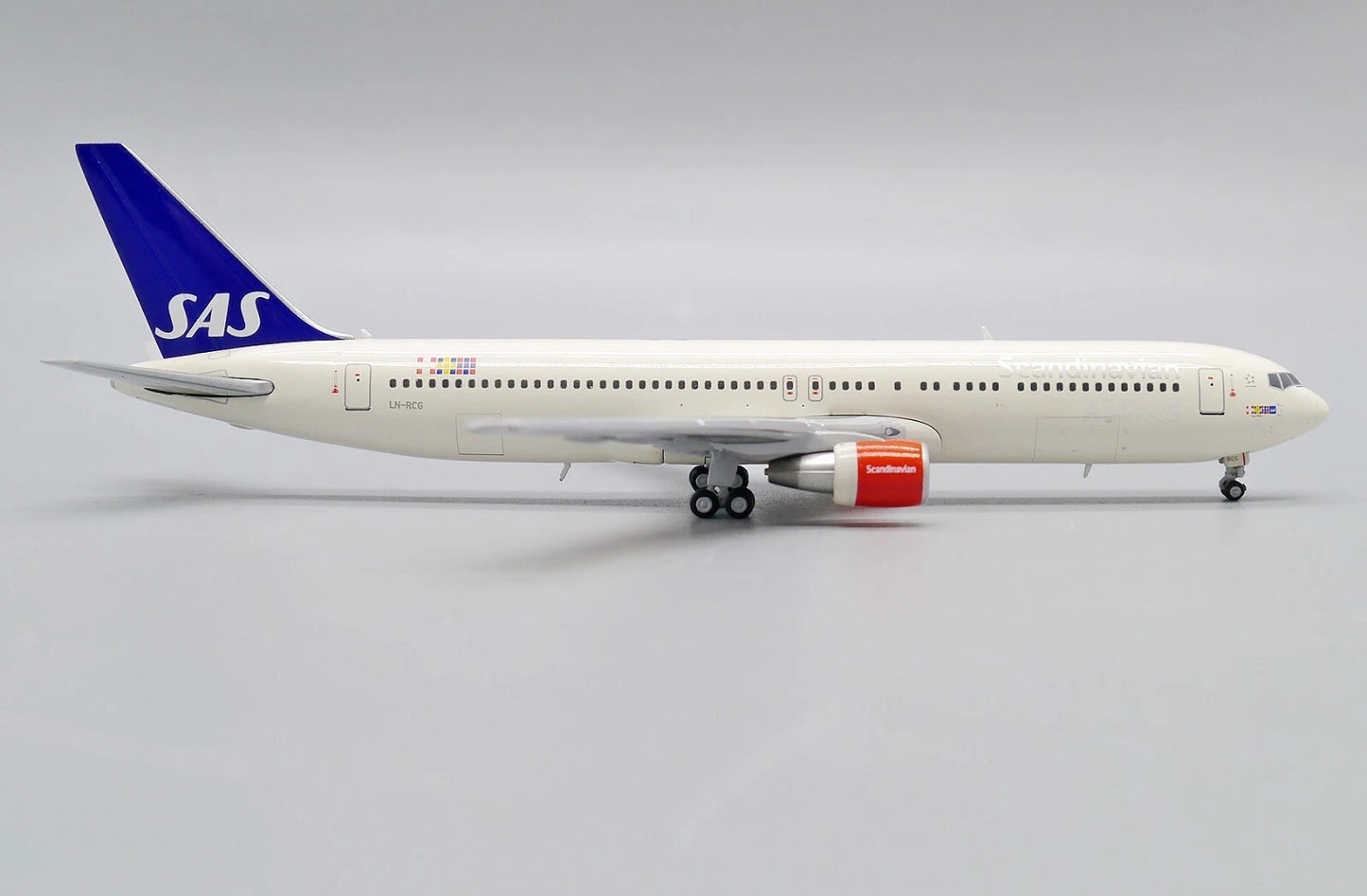 JCWINGS B767-300(ER) SCANDINAVIAN AIRLINES REG: LN-RCG