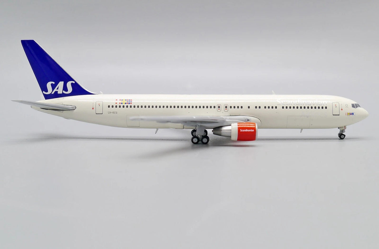 JCWINGS B767-300(ER) SCANDINAVIAN AIRLINES REG: LN-RCG