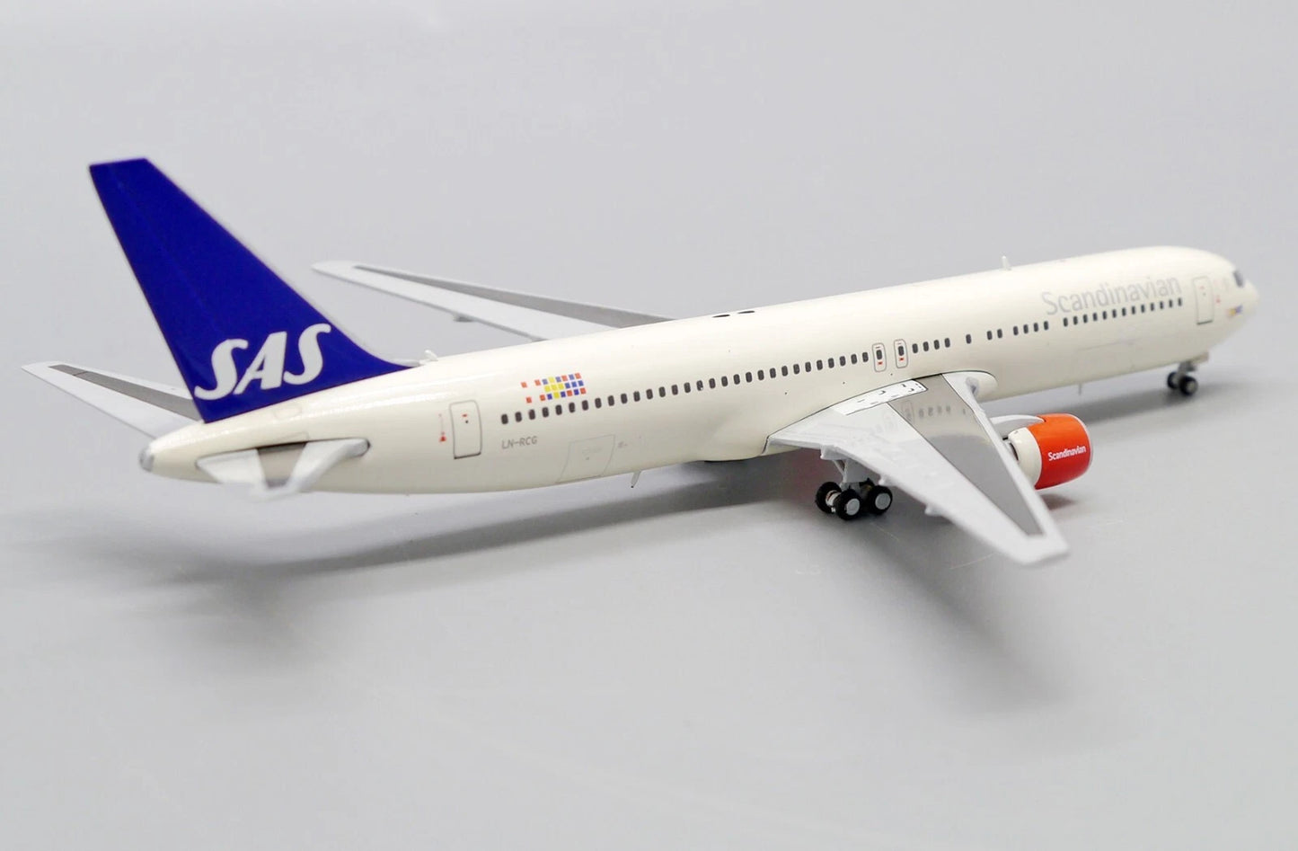JCWINGS B767-300(ER) SCANDINAVIAN AIRLINES REG: LN-RCG