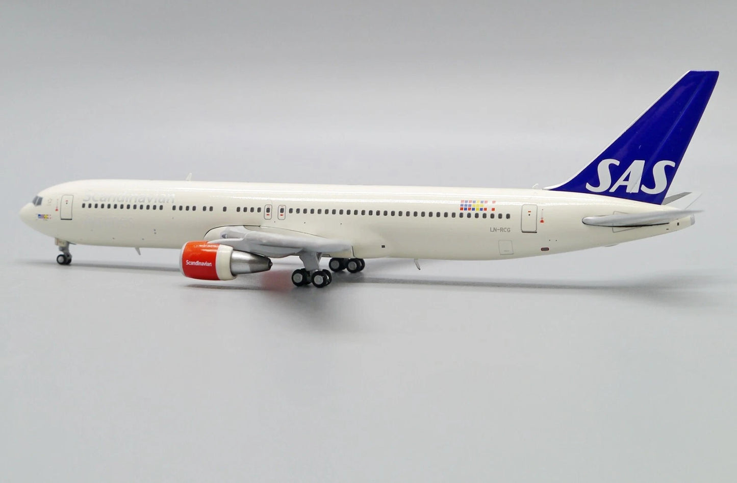 JCWINGS B767-300(ER) SCANDINAVIAN AIRLINES REG: LN-RCG