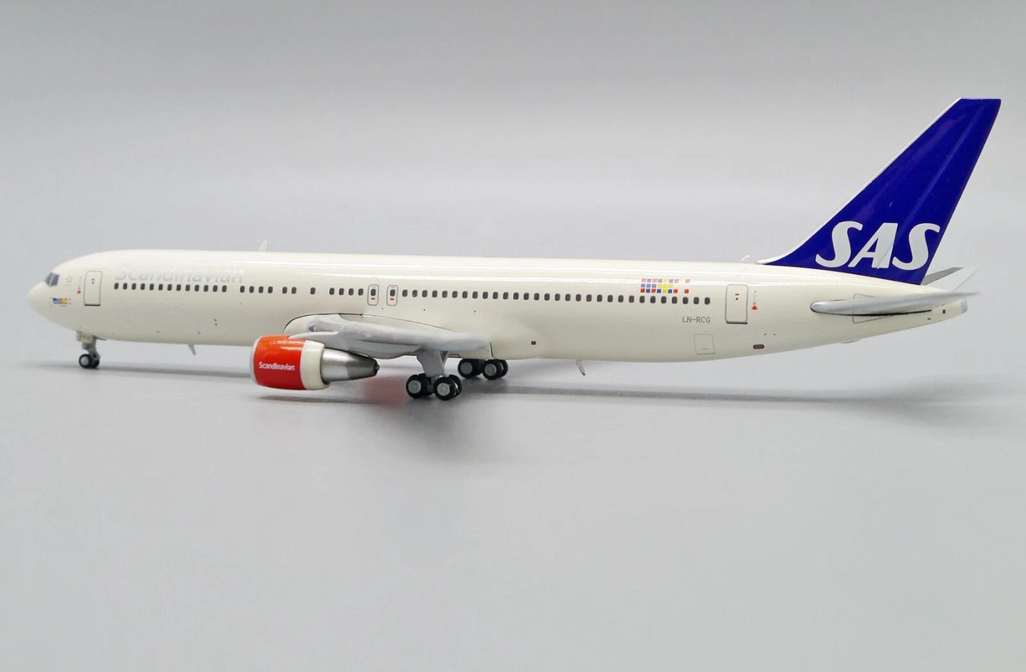 JCWINGS B767-300(ER) SCANDINAVIAN AIRLINES REG: LN-RCG