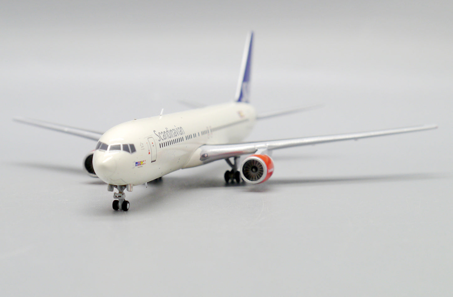 JC WINGS B767-300ER SAS SCANDINAVIAN AIRLINES REG: LN-RCH