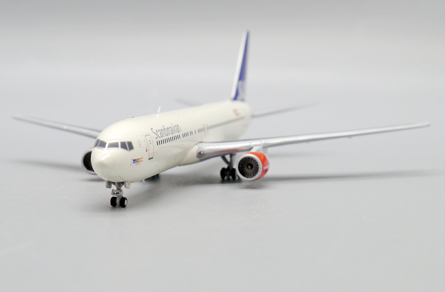 JC WINGS B767-300ER SAS SCANDINAVIAN AIRLINES REG: LN-RCH